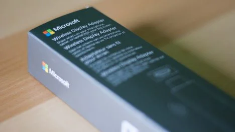 adaptor, Miracast, wireless, Microsoft Wireless Display Adapter