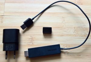 adaptor, Miracast, wireless, Microsoft Wireless Display Adapter