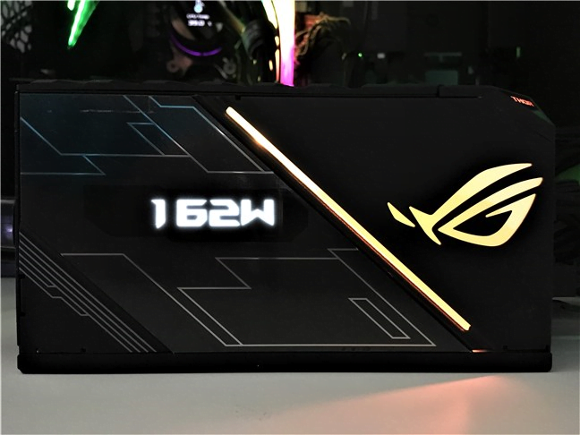 ASUS ROG Thor 850W Platinum: ecranul OLED și luminile RGB