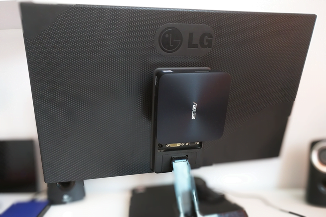 ASUS VivoMini UN65U