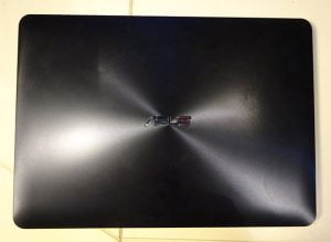 ASUS X302LA, laptop, review, recenzie, performanta, teste, benchmark