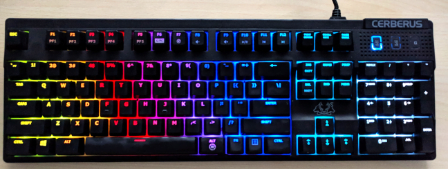 ASUS Cerberus Mech RGB, tastatura mecanica