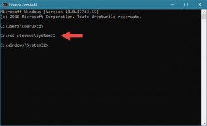 Executarea comenzii CD pentru a schimba directorul și a merge la un altul, sepcificat exact