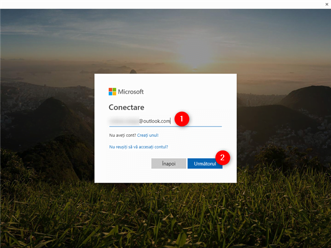 Introducerea adresei de email asociate contului Microsoft