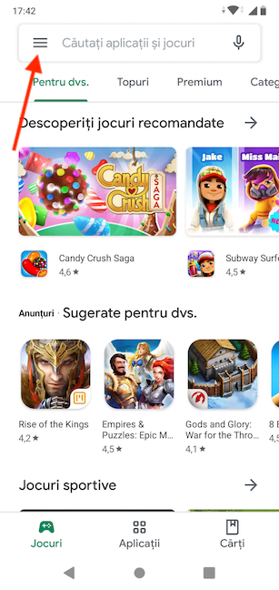 Accesează Google Play și apasă pe butonul hamburger