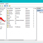 Folderele partajate pot fi văzute în secțiunea Shares din Gestionare computer