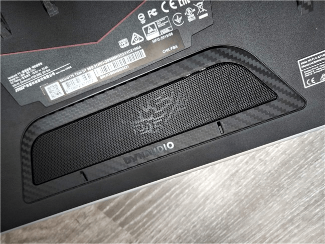 MSI GT76 Titan DT 9SG are un sistem audio 2.1 Dynaudio