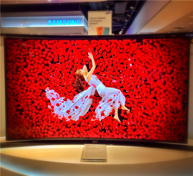 Un televizor OLED realizat de Samsung