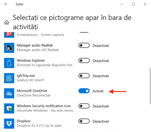 Activează comutatorul din dreptul OneDrive pentru a-i afișa pictograma în bara ta de activități