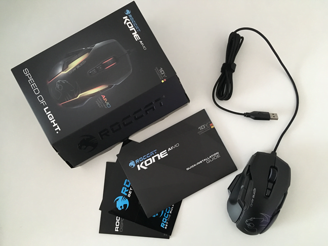 Conținutul cutiei ROCCAT Kone AIMO