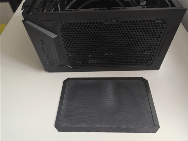 Filtrul de praf superior este magnetic