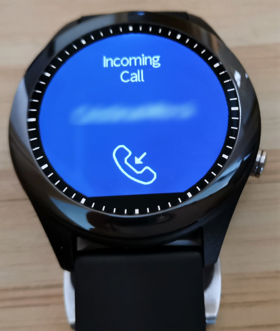 Notificările afișate pe un ASUS VivoWatch SP