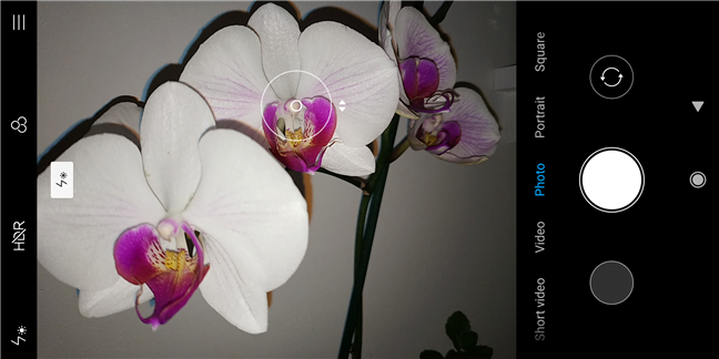 Aplicația de cameră foto din MIUI 10