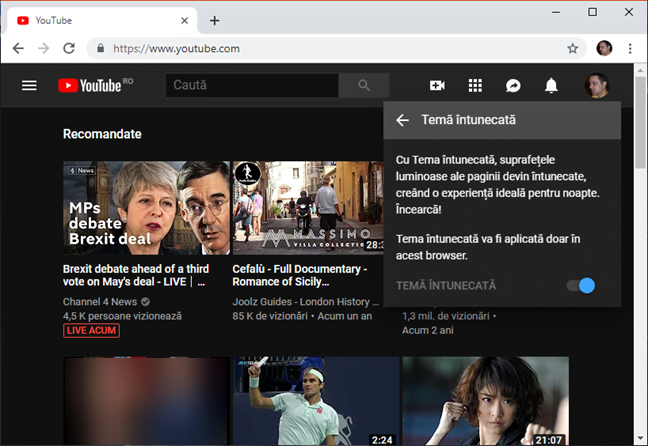 Tema întunecată activată în YouTube pe un browser din Windows