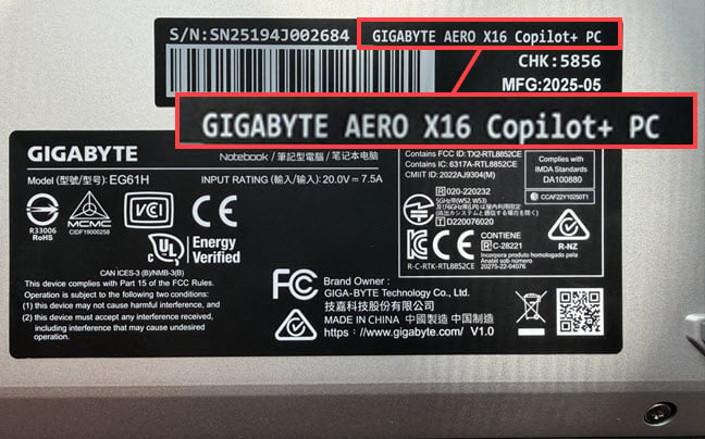 Vezi modelul exact pe partea dorsal&Auml; a laptopului