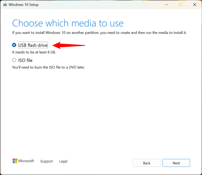 Crearea unui stick USB cu kitul de instalare Windows 10
