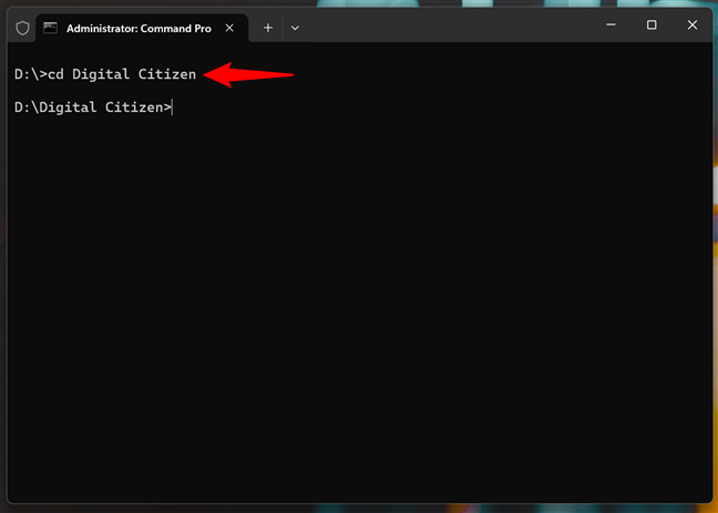 NavigheazÄ prin foldere folosind comanda cd din CMD