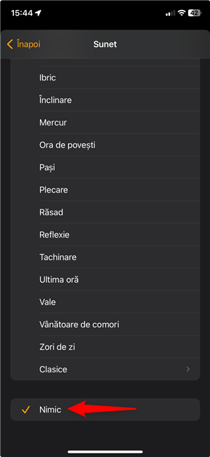 ApasÄ pe Nimic sub Sonerii pentru ca alarma de pe iPhone doar sÄ vibreze