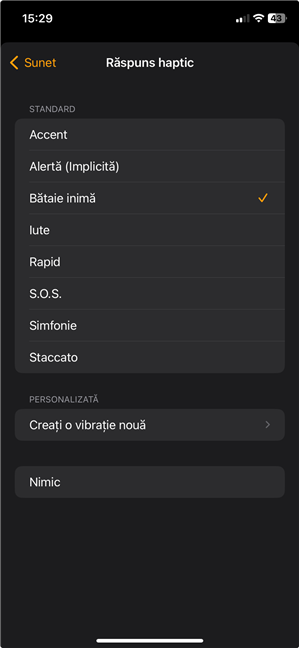 FoloseÈte ecranul RÄspuns haptic pentru a selecta un model de vibraÈii