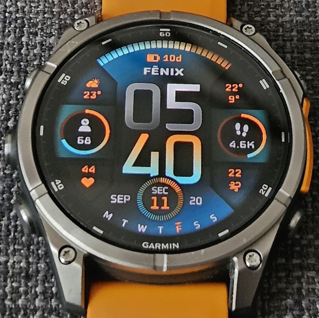 Testez Garmin Fenix 8 de 47mm cu un ecran AMOLED tactil