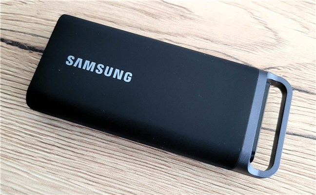 Samsung T5 Evo are un design simplu