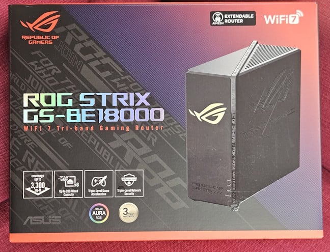 Despachetarea routerului ASUS ROG STRIX GS-BE18000