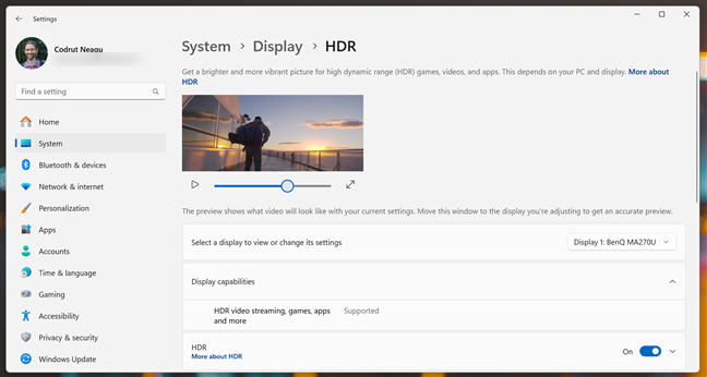 Acest monitor este compatibil cu HDR