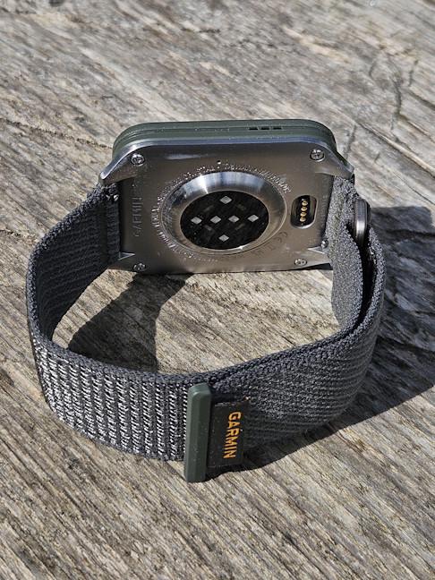 Este integrat ultimul senzor de ritm cardiac Garmin