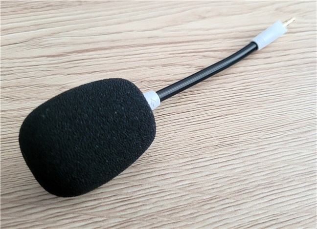 Microfonul detaÈabil