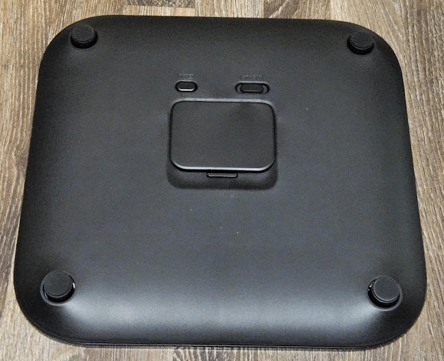 Partea din spate a cântarului