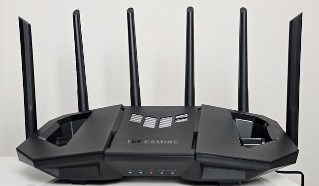 Am folosit routerul ASUS TUF Gaming BE9400