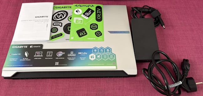 Toate elementele pe care le g&Auml;se&Egrave;ti &Atilde;&reg;n cutie