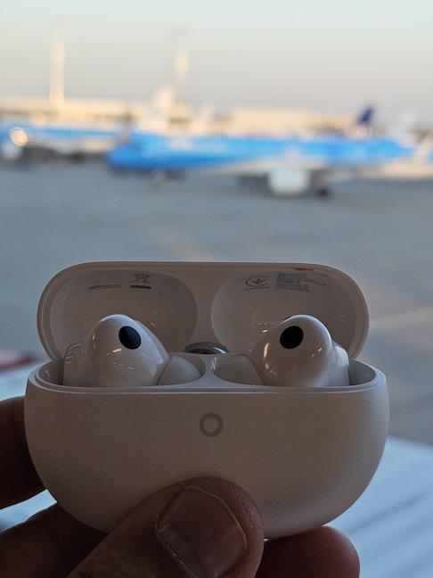 Am testat c&Auml;&Egrave;tile inclusiv &Atilde;&reg;n avion