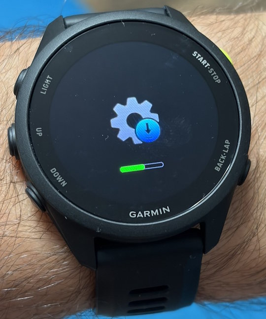 ActualizÄrile de firmware Èi aplicaÈii sunt lente