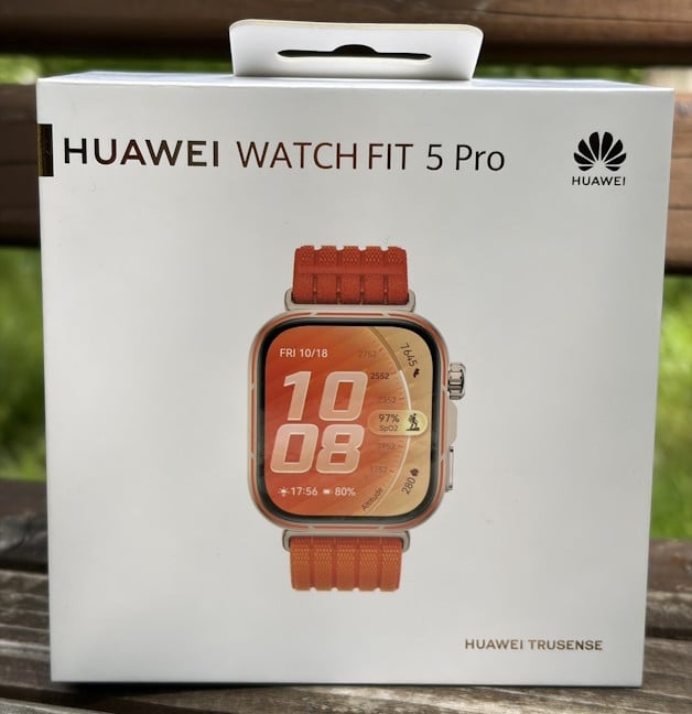 Cutia &Atilde;&reg;n care vine HUAWEI WATCH FIT 5 Pro