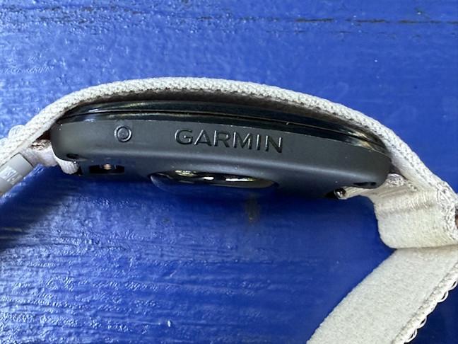 Garmin CIRQA are conectivitate Bluetooth Èi ANT+