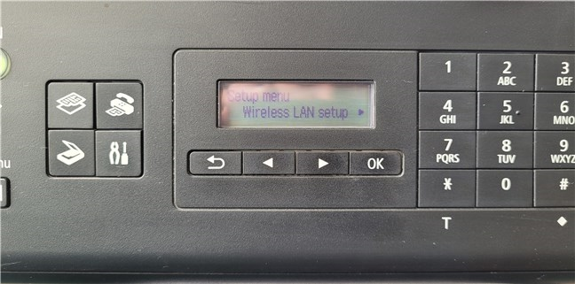 Accesarea meniului Wireless LAN setup pe o imprimantÄƒ Wi-Fi
