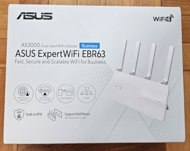 Ambalajul lui ASUS ExpertWiFi EBR63 este ecologic