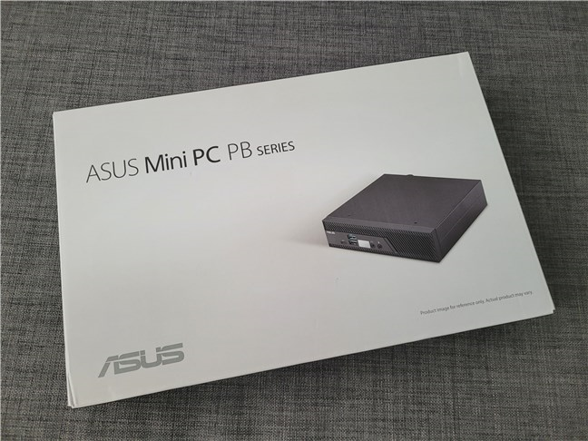 Ambalajul ASUS Mini PC PB62