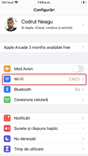 ÃŽn ConfigurÄƒrile iPhone-ului, apasÄƒ pe Wi-Fi