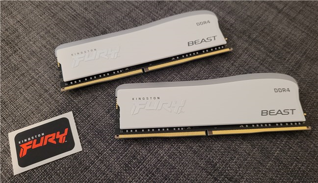 Kingston FURY Beast DDR4 RGB Special Edition: Ce găsești în cutie