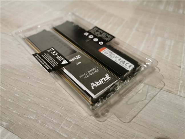 Spatele pachetului Kingston FURY Beast DDR5-4800 32GB