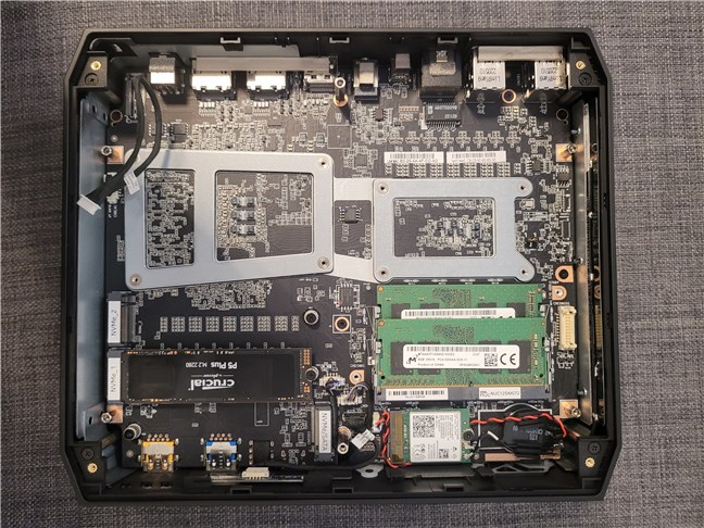 Cum montezi RAM È™i SSD-uri Ã®n mini PC