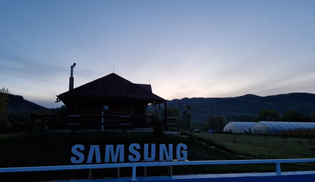 Samsung ne-a invitat la Vibe Camp în Munții Buzăului