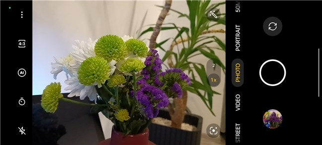 AplicaÈia Camera este uÈor de folosit