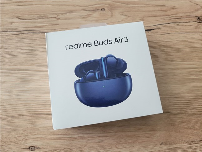 Ambalajul cÄƒÈ™tilor Realme Buds Air 3