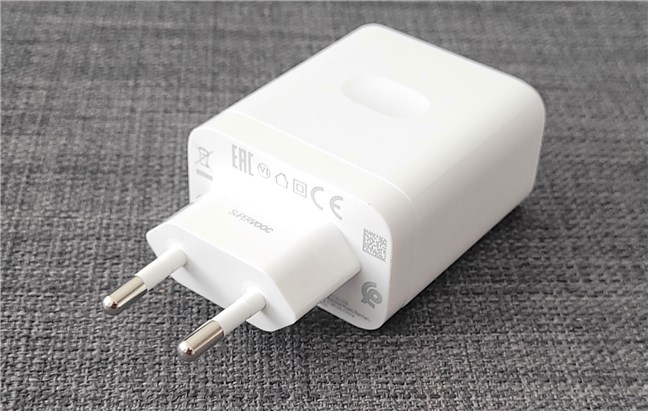 ÃŽncÄƒrcÄƒtorul rapid inclus cu realme C51