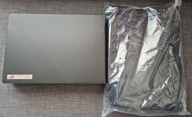ASUS include È™i un rucsac Ã®n pachet