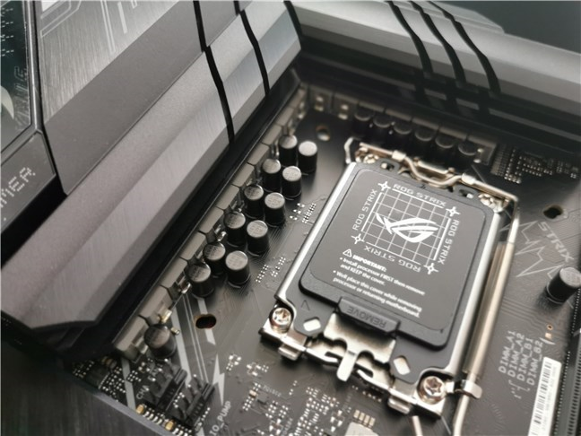 Soclul procesorului de pe ASUS ROG Strix B660-F Gaming WiFi