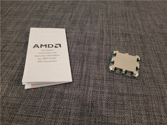 AMD Ryzen 9 7900X: Ce găsești în cutie